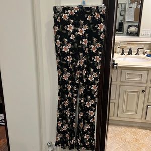 cute beachy pants // worn once